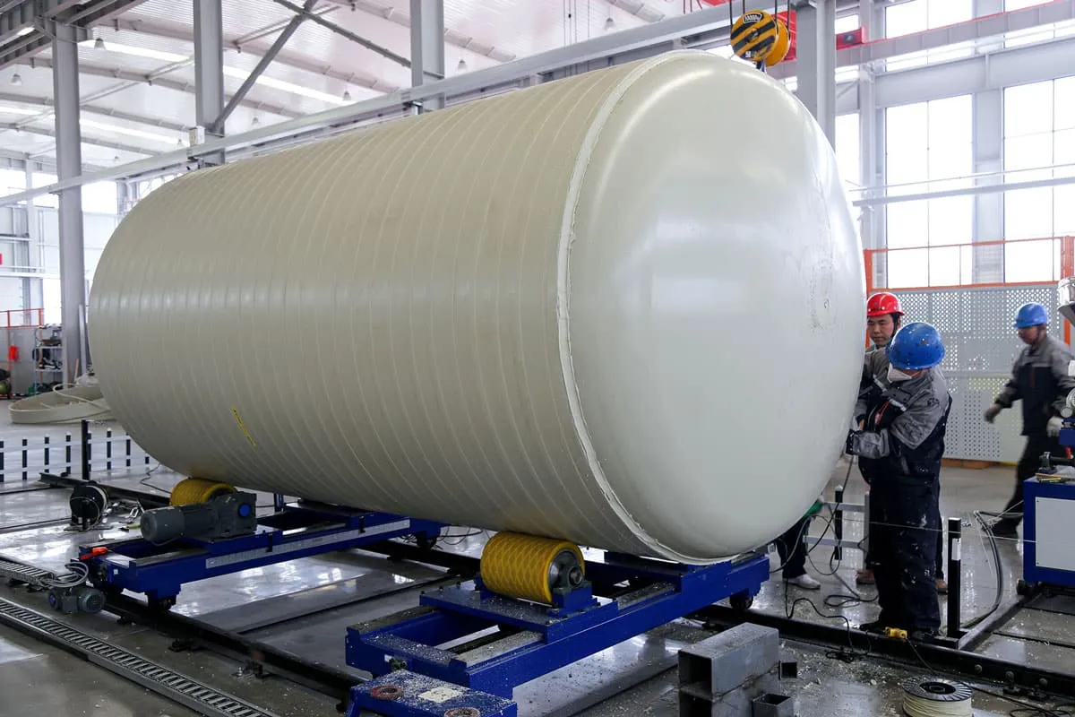 QDPP polypropylene tank fabrication in wastewater equipment workshop